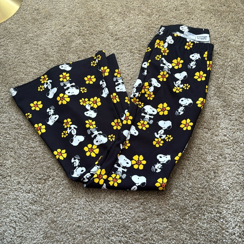 Vintage Supply Peanuts Snoopy floral bell bottom pants